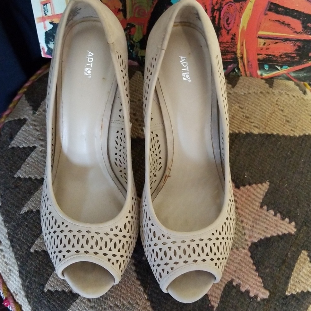 APT 9 heels - Picture 2 of 8